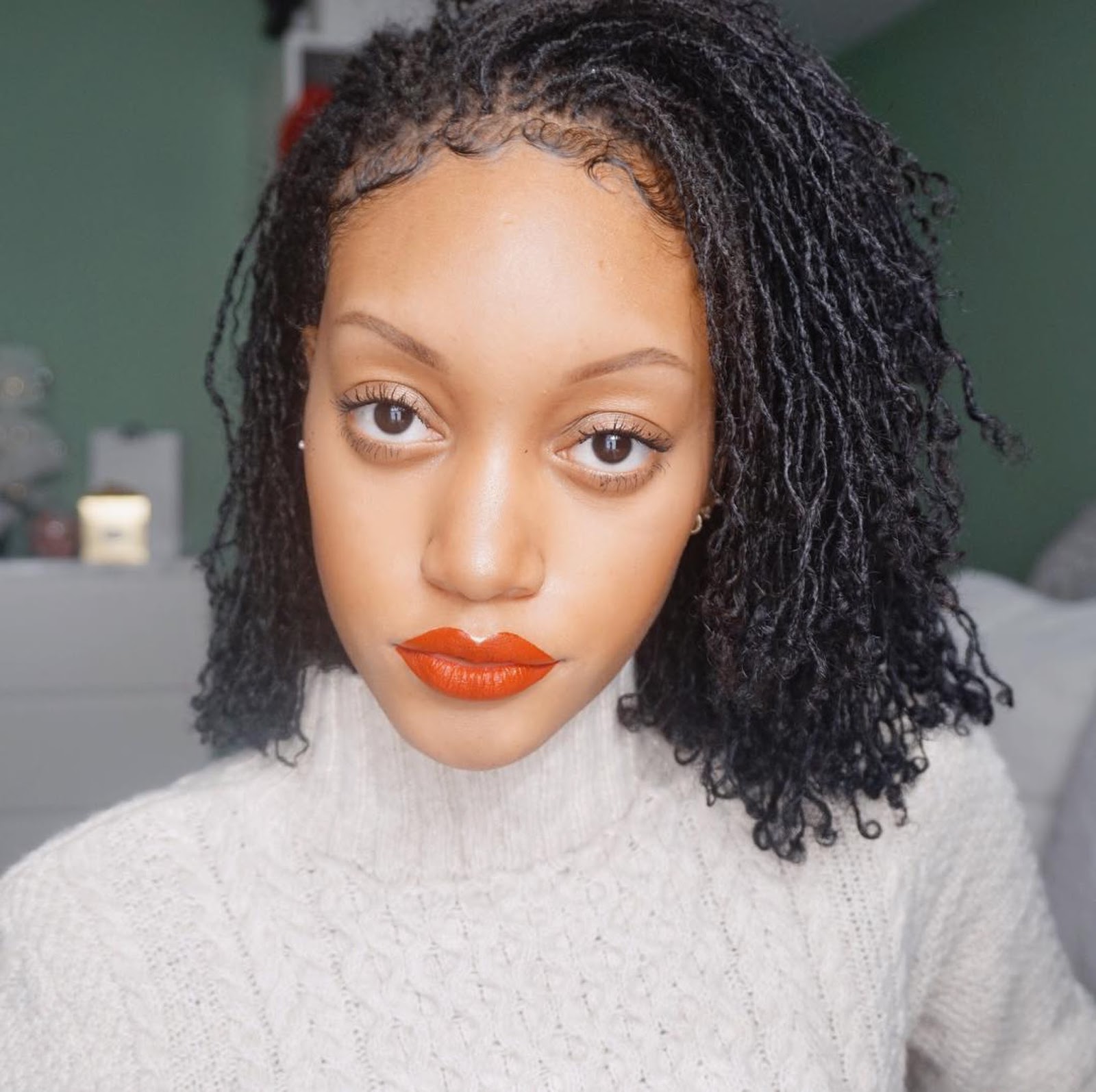 5 Amazing loc and sisterlocks bloggers and vloggers you should be following